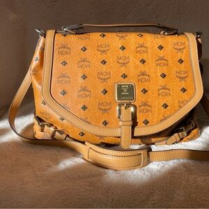 MCM Messenger Bag Large